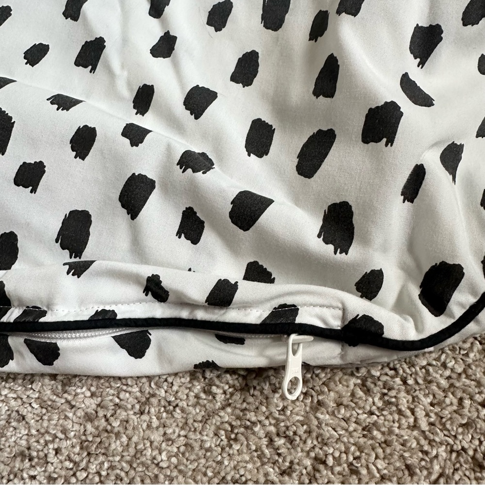 Pottery Barn Kids Boppy Pillow Covers Set of 2 - Picture 7 of 11